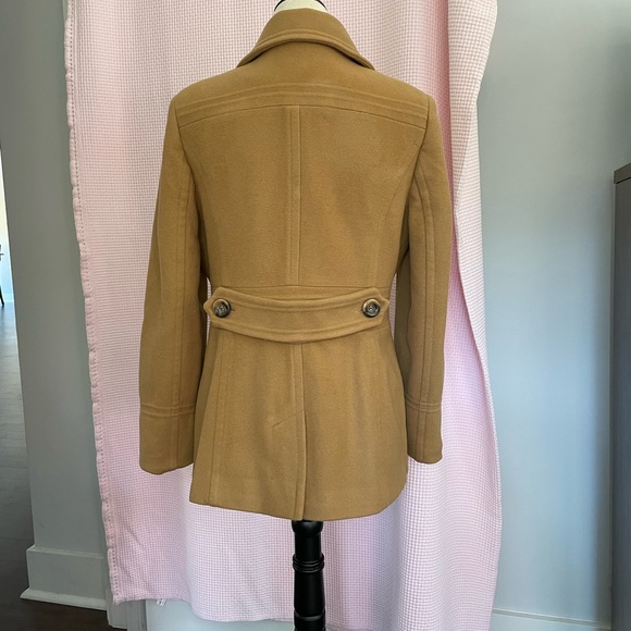 PRESTON & YORK Tan Wool Coat size 6. - Picture 2 of 3